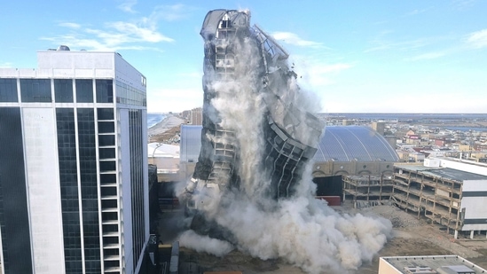 The former Trump Plaza Hotel &amp; Casino's implosion lasted only seconds, due to the lack of a basement and cavity space to absorb the debris. (Edward Lea/The Press of Atlantic City via AP)(AP)
