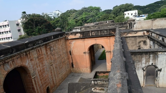 The Kempe Gowda / Bangalore Fort was originally constructed in 1537 as a mud fortification. Its builder was Kempe Gowda I, a chieftain of the Vijaynagar Empire who is also widely regarded as the founder of Bengaluru. Sultan Hyder Ali of Mysuru rebuilt the mud fort as a stone fort in 1761 and it was further improved by Tipu Sultan, in the 18th century. (Photo by Vishwanath Suvarna)