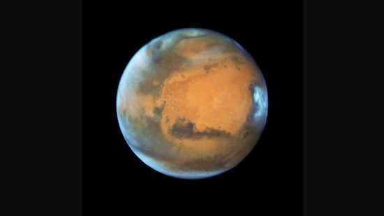 NASA shares image of Mars on Instagram.(Instagram/@nasahubble)