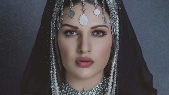 Himanshi Khurana(Instagram) Himanshi Khurana(Instagram)