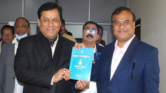 Recently, Chief Minister Sarbananda Sonowal, senior minister Himanta Biswa Sarma, BJP state president Ranjeet Kumar Dass and other office bearers met AGP president Atul Bora and working president Keshab Mahanta to discuss seat sharing for the polls. (PTI PHOTO). Recently, Chief Minister Sarbananda Sonowal, senior minister Himanta Biswa Sarma, BJP state president Ranjeet Kumar Dass and other office bearers met AGP president Atul Bora and working president Keshab Mahanta to discuss seat sharing for the polls. (PTI PHOTO).