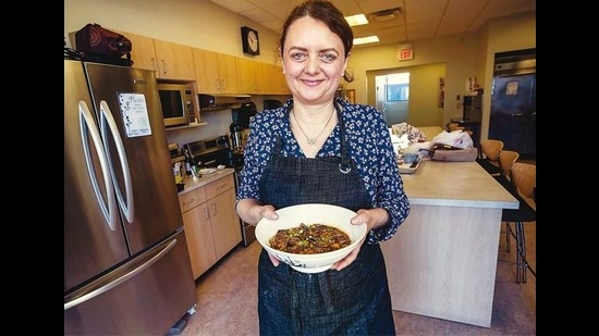 Food writer Fuchsia Dunlop says the Chinese love of textures such as slithery, bouncy and rubbery is something others consider revolting Food writer Fuchsia Dunlop says the Chinese love of textures such as slithery, bouncy and rubbery is something others consider revolting