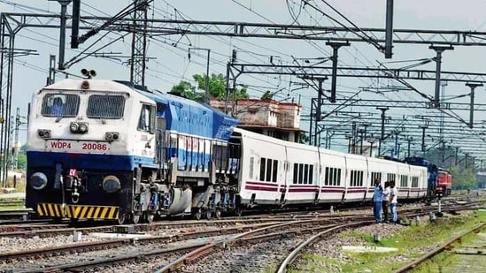 Delhi-NCR Local Trains To Resume From Tomorrow. Complete List Here ...