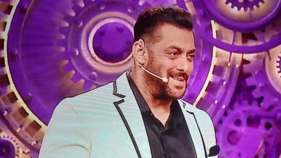 Salman Khan opens Bigg Boss 14 grand finale.(Colors)