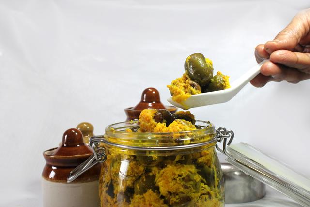 Lasode ka aachar (cordia dichotoma) stuffed with raw mango and flavourful spicies with oil. (Photo: Shutterstock) Lasode ka aachar (cordia dichotoma) stuffed with raw mango and flavourful spicies with oil. (Photo: Shutterstock)