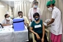 Medical staff administers Covid-19 vaccine to beneficiary at Lokmanya Tilak Municipal General Hospital, Sion in Mumbai(Anshuman Poyrekar/Hindustan Times) Medical staff administers Covid-19 vaccine to beneficiary at Lokmanya Tilak Municipal General Hospital, Sion in Mumbai(Anshuman Poyrekar/Hindustan Times)