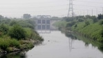 River activists have warned that the project could push Delhi to water scarcity, depletion of groundwater levels and major flooding and loss in case of a disaster.(Sunil Ghosh/Hindustan Times) River activists have warned that the project could push Delhi to water scarcity, depletion of groundwater levels and major flooding and loss in case of a disaster.(Sunil Ghosh/Hindustan Times)