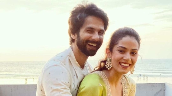 Shahid Kapoor and Mira Rajput pose together.