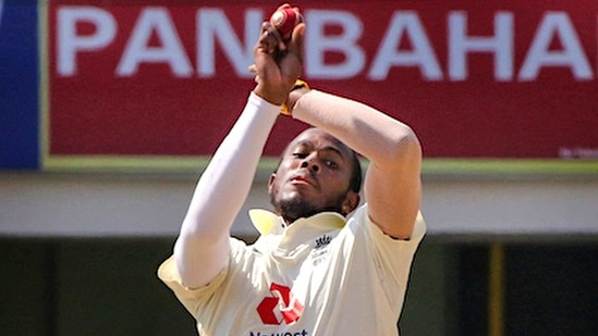 England fast bowler Jofra Archer in action during the 3rd day of first cricket test match between India and England(PTI)