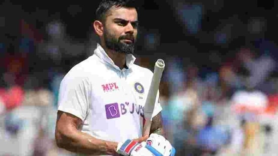 Indian captain Virat Kohli departs after scoring 62 off 149 deliveries on the third day of second India vs England Test in Chennai (Twitter)