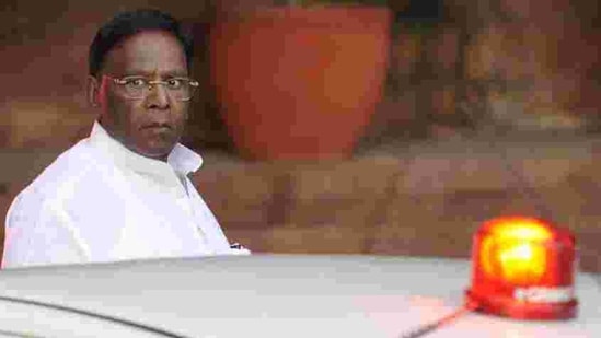 Puducherry floor test: Puducherry CM V Narayanasamy lost the majority as he lost trust vote. He also resigned from his designation. 