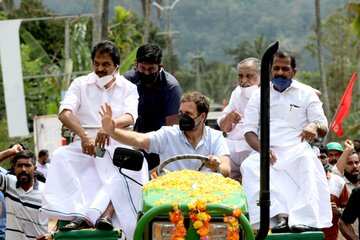 Rahul Gandhi drove the tractor from Thrikaripatta to Muttil covering six km, accompanied by several vehicles. (Photo @INCKerala) Rahul Gandhi drove the tractor from Thrikaripatta to Muttil covering six km, accompanied by several vehicles. (Photo @INCKerala)