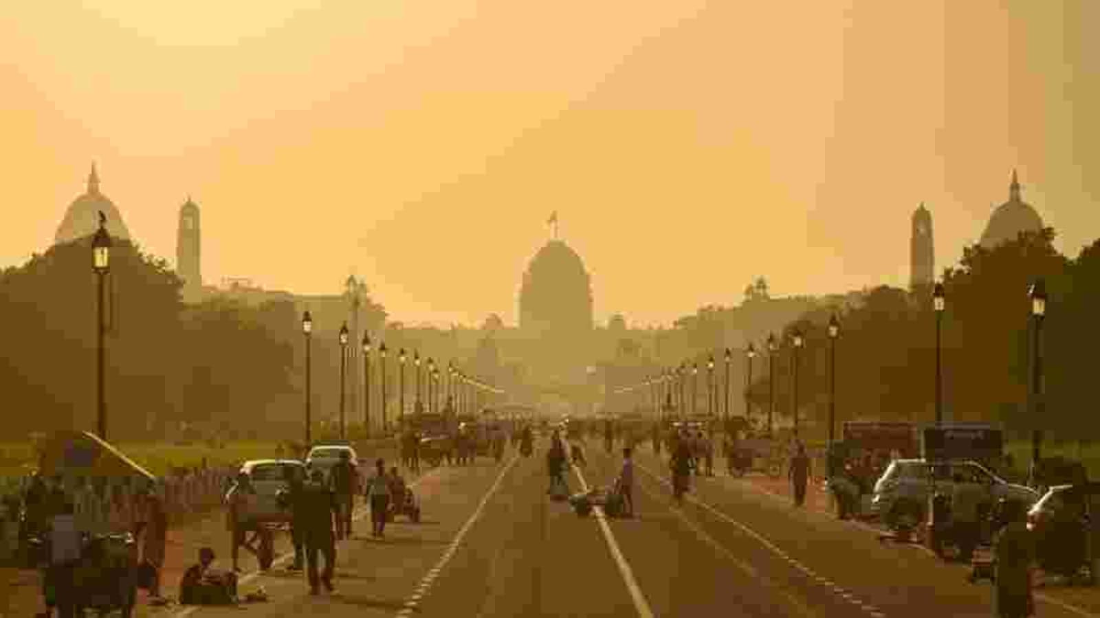 Delhi Maximum temperature reaches 31.5 degrees as city sees warmest day yet in February Delhi Maximum temperature reaches 31.5 degrees as city sees warmest day yet in February