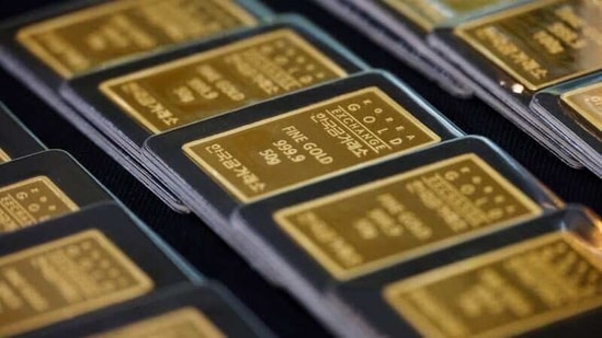 Gold bars are pictured on display at Korea Gold Exchange in Seoul, South Korea. (REUTERS) Gold bars are pictured on display at Korea Gold Exchange in Seoul, South Korea. (REUTERS)