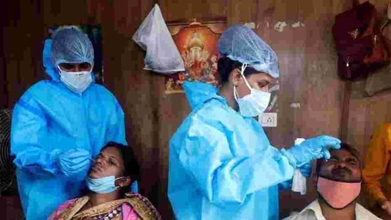 With 13,255 discharges between Monday and Tuesday morning, the number of recovered people has gone up to 10,712,665 and the recovery rate has climbed to 97.24%, according to the health ministry. (Reuters) With 13,255 discharges between Monday and Tuesday morning, the number of recovered people has gone up to 10,712,665 and the recovery rate has climbed to 97.24%, according to the health ministry. (Reuters)