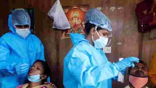 Mutations are not unusual and the Sars-Cov-2 was gathering roughly two per month until December when new variants with large number of mutations began to crop up. (Representative Image)(Representational Photo/REUTERS) Mutations are not unusual and the Sars-Cov-2 was gathering roughly two per month until December when new variants with large number of mutations began to crop up. (Representative Image)(Representational Photo/REUTERS)