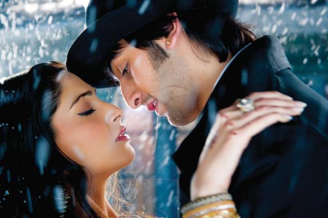 Sonam K Ahuja and Ranbir Kapoor in Saawariya Sonam K Ahuja and Ranbir Kapoor in Saawariya