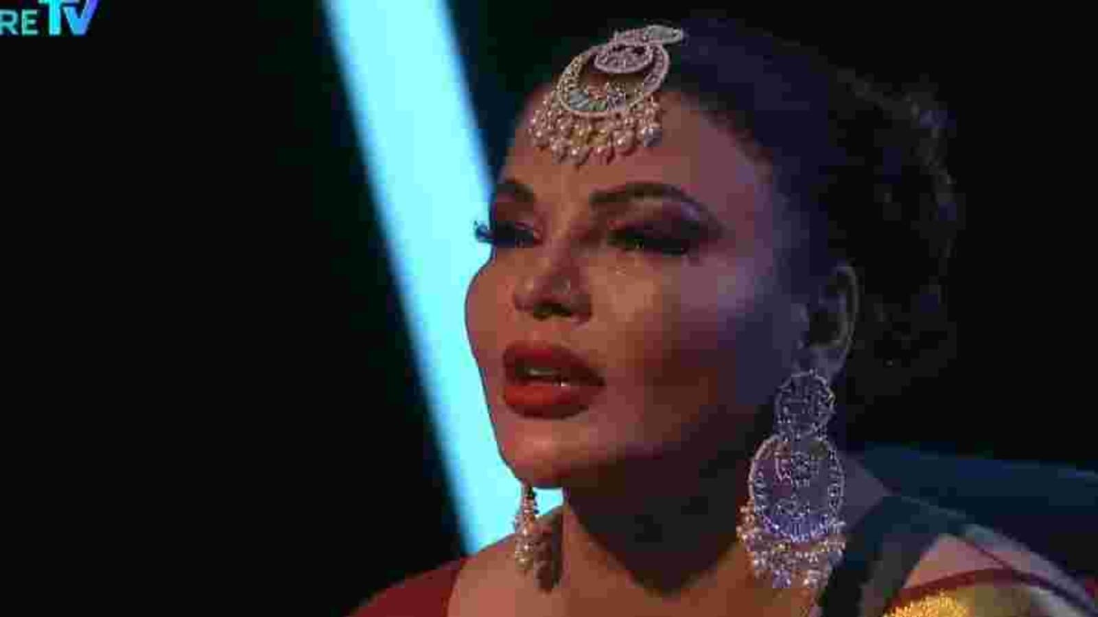 Rakhi Sawant's first post after Bigg Boss 14 is a picture of mom in hospital, Kamya Panjabi is speechless