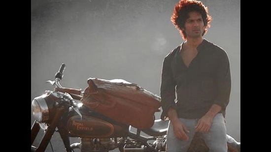 Shahid Kapoor’s last film, Kabir Singh was a massive box office success. Shahid Kapoor’s last film, Kabir Singh was a massive box office success.