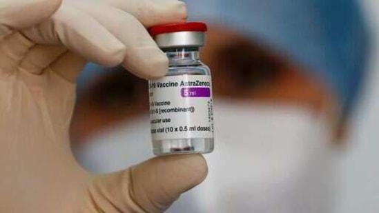 A health worker holds up a dose of the AstraZeneca vaccine against Covid-19. (AP) A health worker holds up a dose of the AstraZeneca vaccine against Covid-19. (AP)