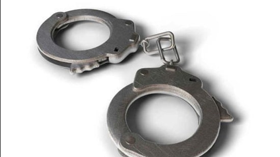 The four arrested have been identified as Amarjit Rajbhar, Wahid Mohammad Ayub Khan, Vivekanand Shinde and Saif Shaikh. The four arrested have been identified as Amarjit Rajbhar, Wahid Mohammad Ayub Khan, Vivekanand Shinde and Saif Shaikh.