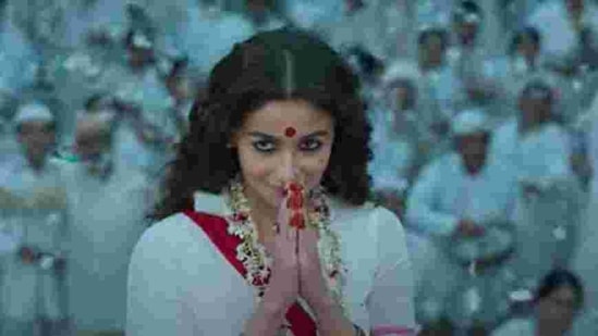 Alia Bhatt as Gangubai Kathiawadi.