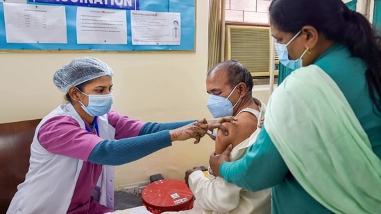 Alternate vaccinators and verifiers will be identified and trained for conducting the inoculation drive.(PTI Photo) Alternate vaccinators and verifiers will be identified and trained for conducting the inoculation drive.(PTI Photo)
