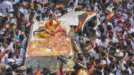 The BJP’s attempt to widen its political footprint in Tamil Nadu in the coming assembly elections by consolidating Hindu votes, the leaders have become more open about embracing religion.(PTI Photo) The BJP’s attempt to widen its political footprint in Tamil Nadu in the coming assembly elections by consolidating Hindu votes, the leaders have become more open about embracing religion.(PTI Photo)