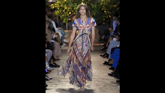 A model in a printed maxi dress (Photo: Instagram/Etro) A model in a printed maxi dress (Photo: Instagram/Etro)