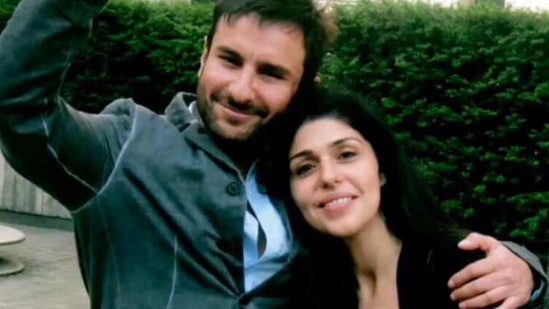 Kareena Kapoor has shared a picture of Saif Ali Khan with Anaita Shroff Adajania.