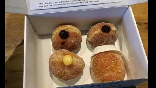 The image shows the doughnut box.(Reddit/pics) The image shows the doughnut box.(Reddit/pics)