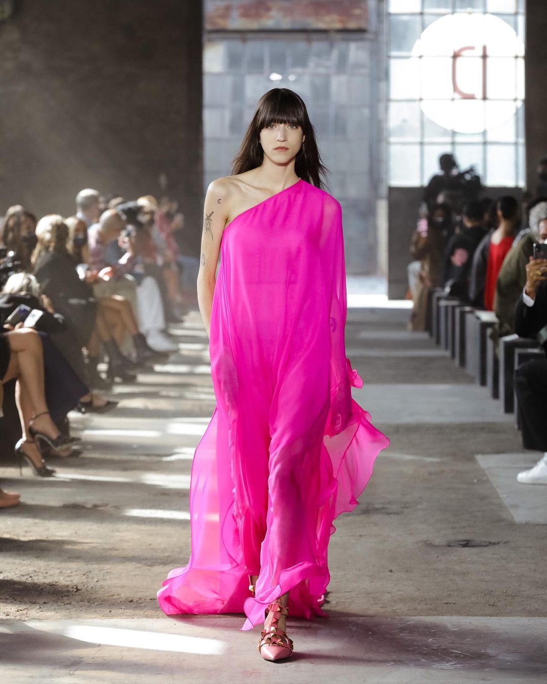 A one-shoulder maxi dress by Pierpaolo Piccioli (Photo: Instagram/MaisonValentino) A one-shoulder maxi dress by Pierpaolo Piccioli (Photo: Instagram/MaisonValentino)