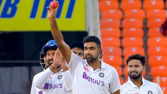 Indian bowler R Ashwin reacts.(PTI) Indian bowler R Ashwin reacts.(PTI)