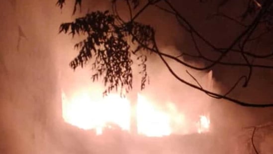Police registered a case at the Gulabi Bagh police station and are probing the cause of the fire.(Karn Singh/ HT file photo. Representative image) Police registered a case at the Gulabi Bagh police station and are probing the cause of the fire.(Karn Singh/ HT file photo. Representative image)
