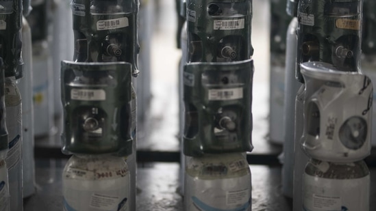 Since October, the need for medical oxygen has been steadily declining.(Bloomberg Photo. Representative image) Since October, the need for medical oxygen has been steadily declining.(Bloomberg Photo. Representative image)