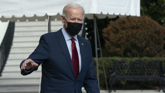 U.S. President Joe Biden speaks to members of the media before boarding Marine One on the South Lawn of the White House in Washington, D.C., U.S., on Saturday, Feb. 27, 2021. The U.S. House passed Biden's $1.9 trillion pandemic-relief plan, spanning $1,400 stimulus checks, enhanced jobless benefits and fresh funding for vaccines and testing. Photographer: Chris Kleponis/CNP/Bloomberg(Bloomberg)