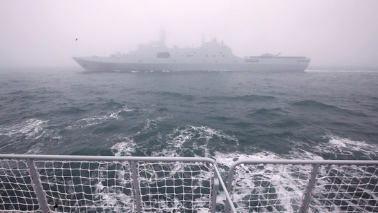 Chinese Navy's amphibious transport dock Yimeng Shan takes part in a naval parade off the eastern port city of Qingdao. (REUTERS)