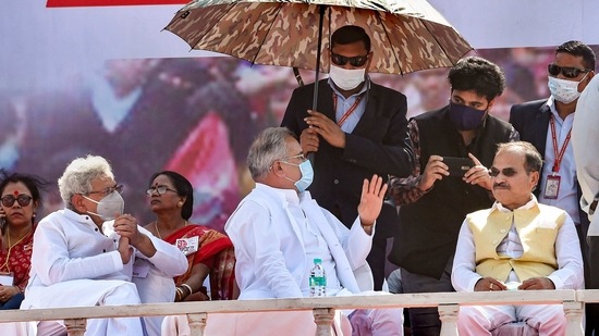 CPI(M) General Secretary Sitaram Yechury, Chhattisgarh CM Bhupesh Baghel and senior Congress leader Adhir Ranjan Chowdhury during the joint rally of Left, Congress and Indian Secular Front (ISF), ahead of West Bengal assembly polls, in Kolkata. (PTI) CPI(M) General Secretary Sitaram Yechury, Chhattisgarh CM Bhupesh Baghel and senior Congress leader Adhir Ranjan Chowdhury during the joint rally of Left, Congress and Indian Secular Front (ISF), ahead of West Bengal assembly polls, in Kolkata. (PTI)