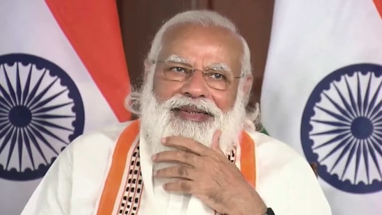 Making a pitch for rainwater harvesting, Modi announced the “Catch The Rain” campaign as part of which he urged the citizens to conserve rainwater for 100 days during monsoons.(PTI) Making a pitch for rainwater harvesting, Modi announced the “Catch The Rain” campaign as part of which he urged the citizens to conserve rainwater for 100 days during monsoons.(PTI)