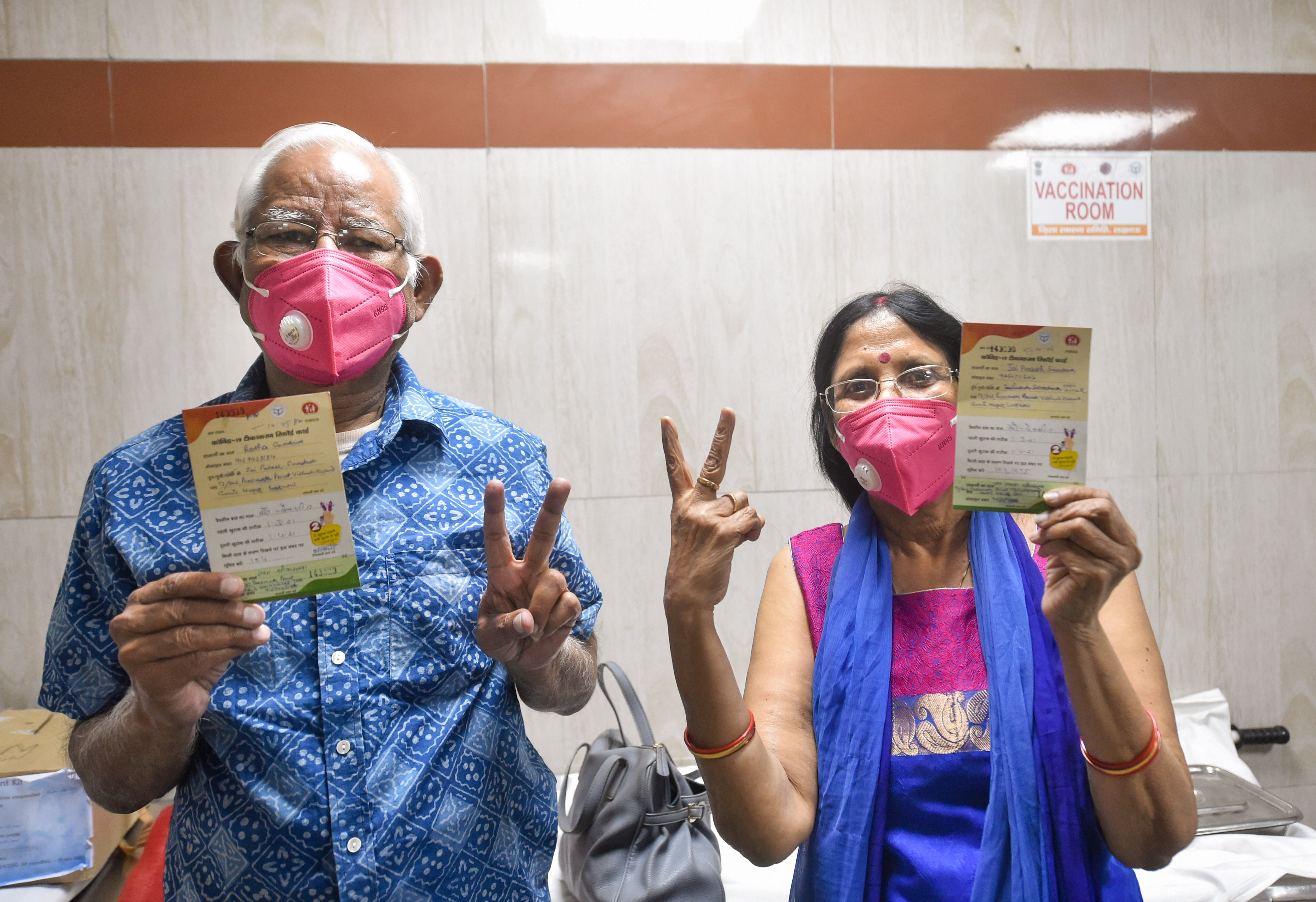 Elderly people pose for a photograph after being administered the Covid-19 vaccine at Civil Hospital in Lucknow, (PTI Photo/ Nand Kumar)(PTI) Elderly people pose for a photograph after being administered the Covid-19 vaccine at Civil Hospital in Lucknow, (PTI Photo/ Nand Kumar)(PTI)
