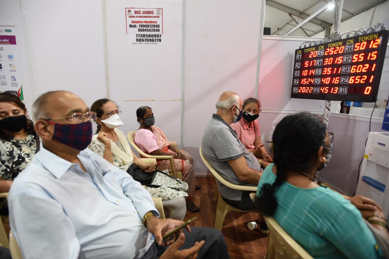 Senior citizens waiting for their turn at BKC Jumbo Covid-19 centre. Photo by Satish Bate/HT(Satish Bate/HT) Senior citizens waiting for their turn at BKC Jumbo Covid-19 centre. Photo by Satish Bate/HT(Satish Bate/HT)
