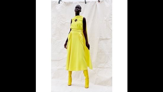 A vibrant yellow look by Roksanda Ilinčić with a peekaboo cutout detail on the bust (Photo: Instagram/RoksandaIlinčić) A vibrant yellow look by Roksanda Ilinčić with a peekaboo cutout detail on the bust (Photo: Instagram/RoksandaIlinčić)