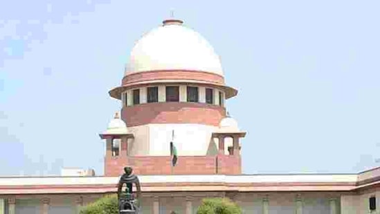The word “sedition” disappeared from the Constitution when it was adopted on November 26, 1949 and Article 19(1)(a) gave absolute freedom of speech and expression. The word “sedition” disappeared from the Constitution when it was adopted on November 26, 1949 and Article 19(1)(a) gave absolute freedom of speech and expression.