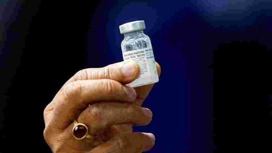 Till Wednesday, 56,033 people in the age group of 45-59 years with co-morbidities and those above 60 years have taken the first dose of the vaccine in Odisha.(Representative image/Reuters)