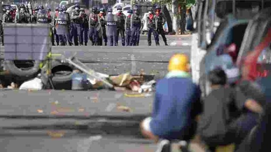 Nine Killed As Myanmar Police Opens Fire To Disperse Protests Hindustan Times