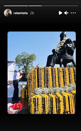 The image shows Ratan Tata paying tribute to Jamsetji Nusserwanji Tata. (Instagram/@ratantata)