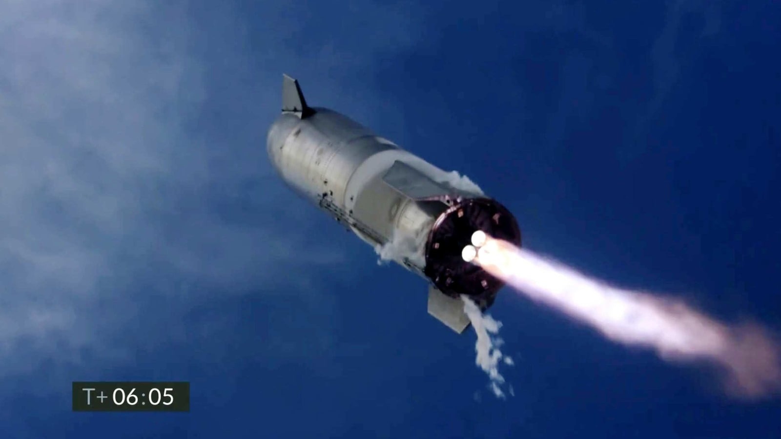 spacex-s-biggest-rocket-manages-first-successful-landing-then-explodes