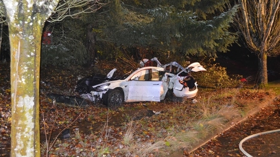 Those who ventured out found open lanes that only invited reckless driving, leading to a sharp increase in traffic-crash deaths across the country.(AP) Those who ventured out found open lanes that only invited reckless driving, leading to a sharp increase in traffic-crash deaths across the country.(AP)