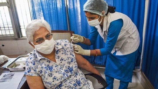 The world's largest vaccination drive, which began on January 16, has cumulatively inoculated over 1.63 crore people, as of March 3.(PTI) The world's largest vaccination drive, which began on January 16, has cumulatively inoculated over 1.63 crore people, as of March 3.(PTI)
