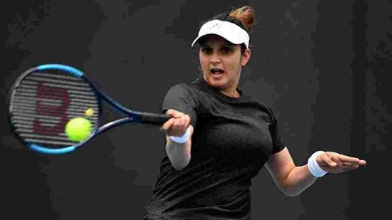 India's Sania Mirza in action at the 2020 Hobart International. (Getty Images) India's Sania Mirza in action at the 2020 Hobart International. (Getty Images)